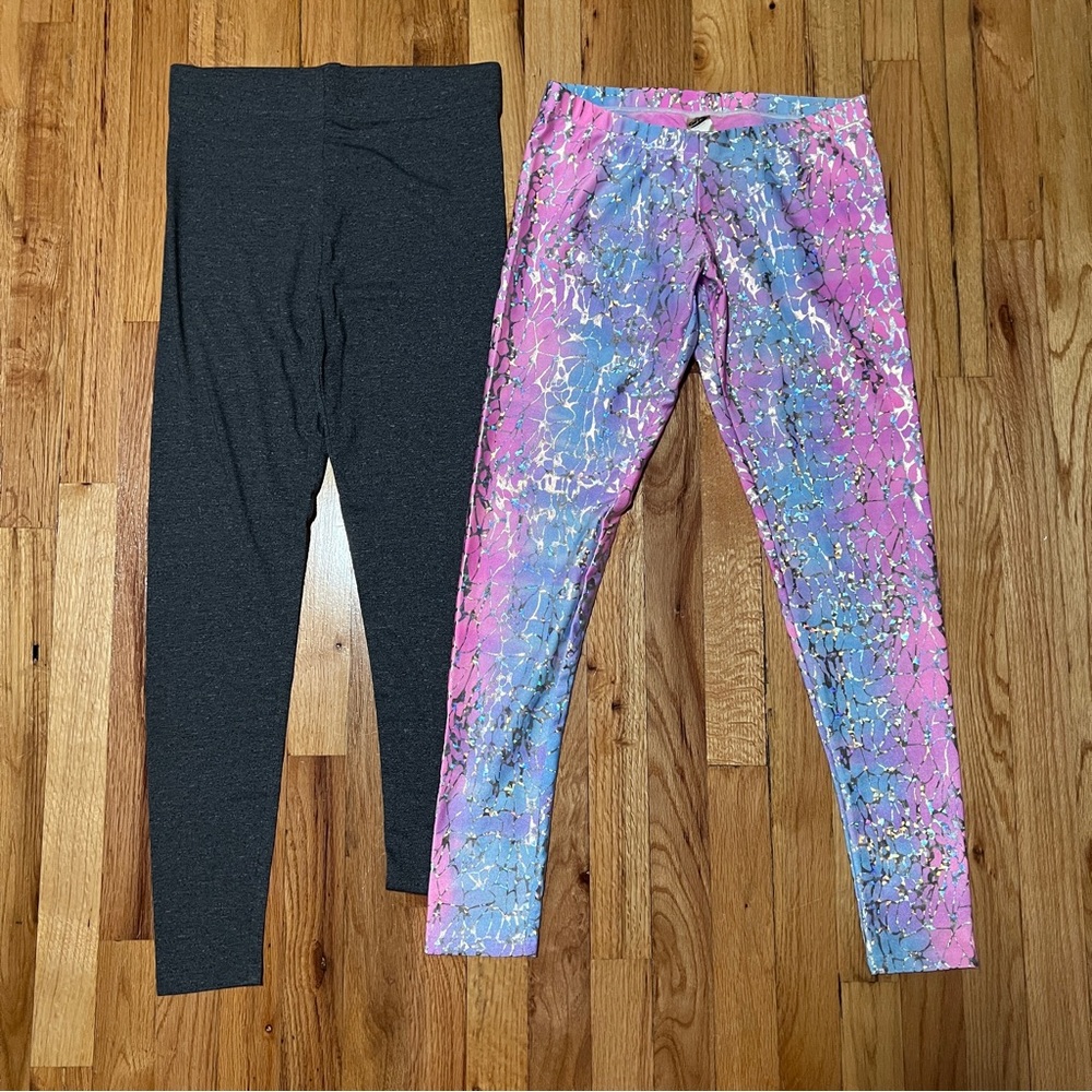Lot of 2 Leggings Size M